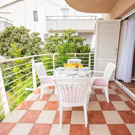 Bencun-2 By Interhome Makarska